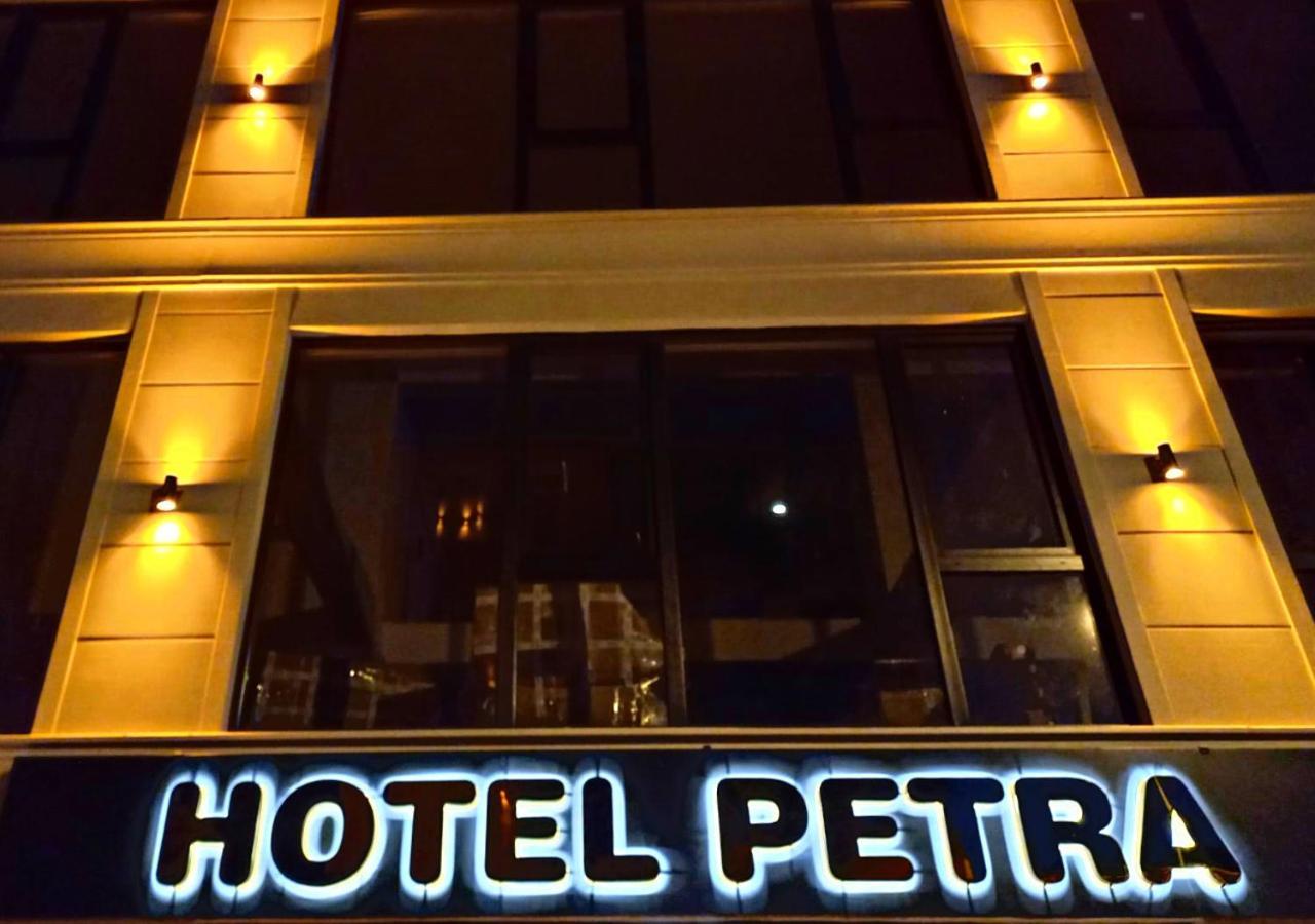 Petra Hotel Tuzla Estambul Exterior foto